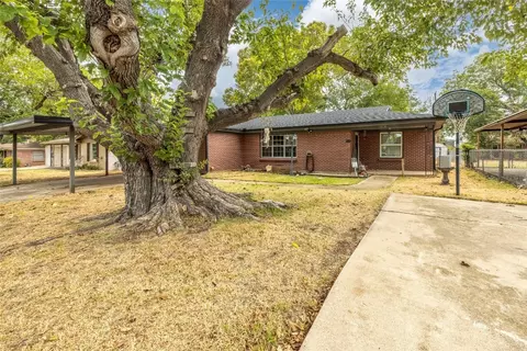 3924 Tejas Trl, Lake Worth, TX 76135