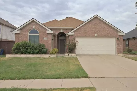 2788 Coyote Trl, Little Elm, TX 75068
