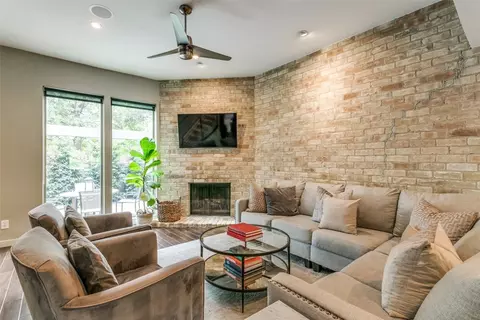 4103 Buena Vista St, Dallas, TX 75204