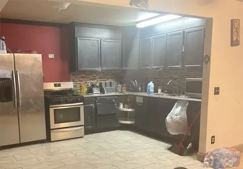 1809 E Mitchell St, Arlington, TX 76010