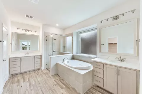 Bath - 1908 Midhurst Dr, Forney, TX 75126 photo 1 of 3