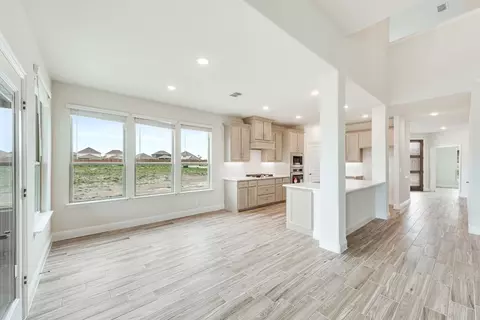 Kitchen - 1908 Midhurst Dr, Forney, TX 75126 photo 4 of 5