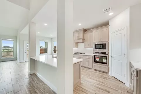 Kitchen - 1908 Midhurst Dr, Forney, TX 75126 photo 1 of 5