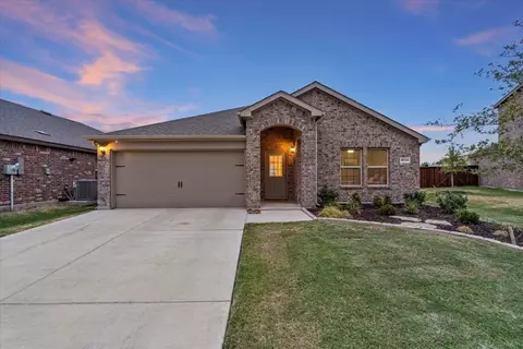 3940 Burks Ct, Celina, TX 75009