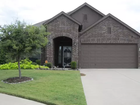 2124 Blakely Ct, Fort Worth, TX 76134