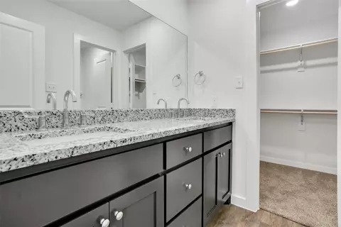 608 E Texas St, Denison, TX 75021 photo 8
