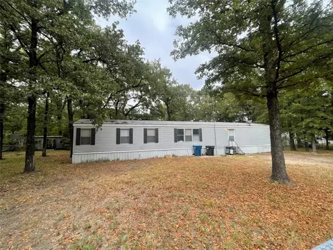 152 Willowwood Dr, Gun Barrel City, TX 75156