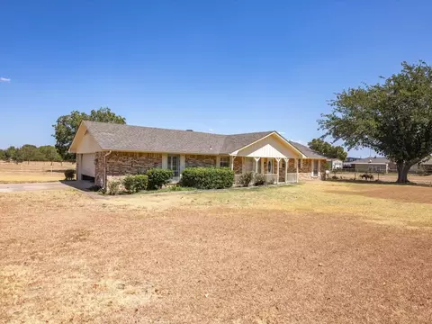 1131 Pimlico Dr, Midlothian, TX 76065