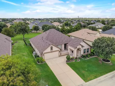 9613 Crestridge Ct, Denton, TX 76207
