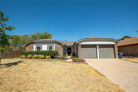 6424 Shasta Trl, Fort Worth, TX 76133