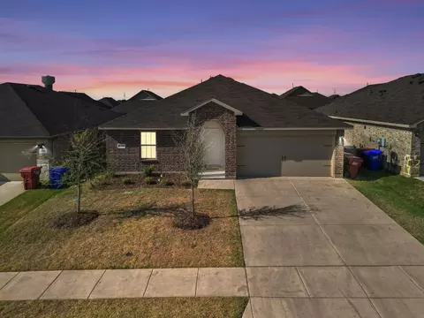 2125 Palestine Oak Dr, Royse City, TX 75189