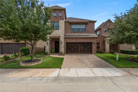 3916 N Brookridge Ct, Bedford, TX 76021