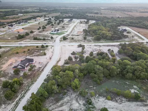 6061 Sage Oaks Ct, Midlothian, TX 76065