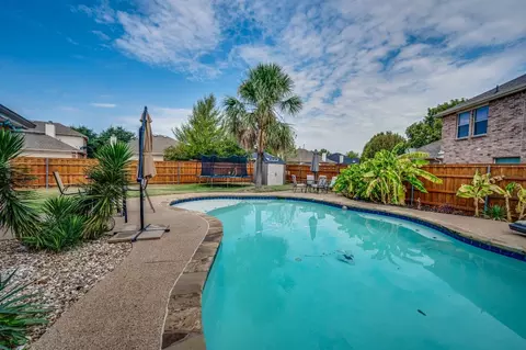 103 Foxtail Ct, Red Oak, TX 75154