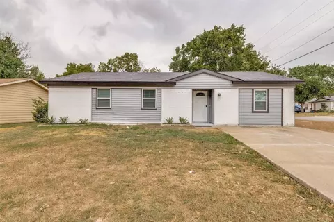 4201 Wynn Ln, Balch Springs, TX 75180