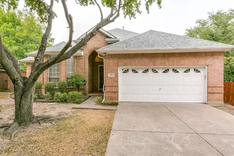 323 Kahala Dr, Dallas, TX 75218