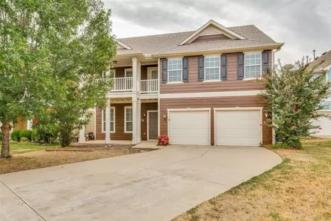 9000 Greene Dr, Aubrey, TX 76227