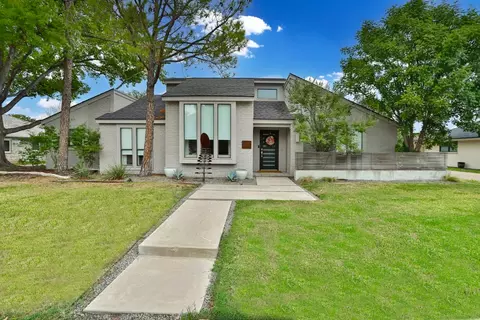 121 Trophy Club Dr, Trophy Club, TX 76262