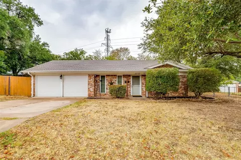5733 Jane Anne St, Haltom City, TX 76117