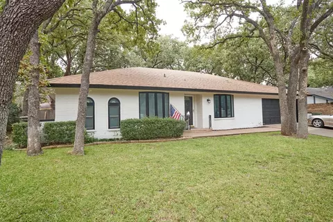 5300 Firewood Dr, Arlington, TX 76016