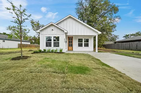 4530 Frank St, Dallas, TX 75210