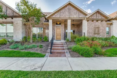 890 Hatton Sumner Pl, Arlington, TX 76005