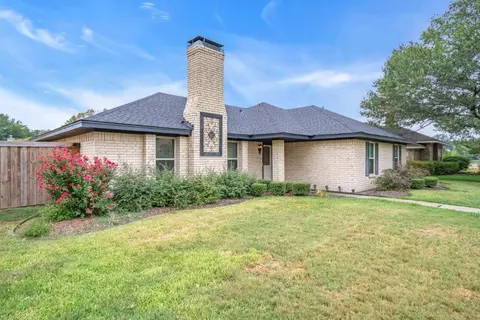 1017 Glenda St, Terrell, TX 75160