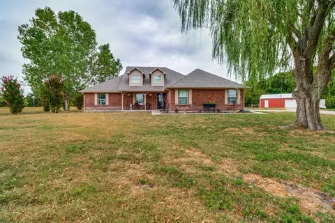 112 Judah Ct, Trenton, TX 75490