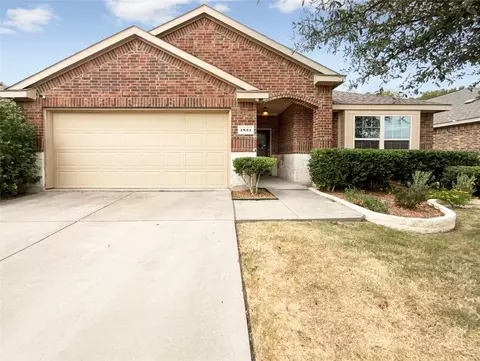 1834 Fairbanks Dr, Princeton, TX 75407