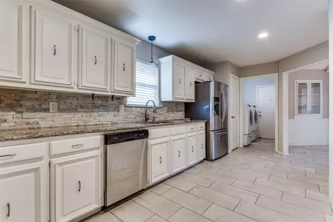 1607 E Spring Valley Rd, Richardson, TX 75081 photo 14