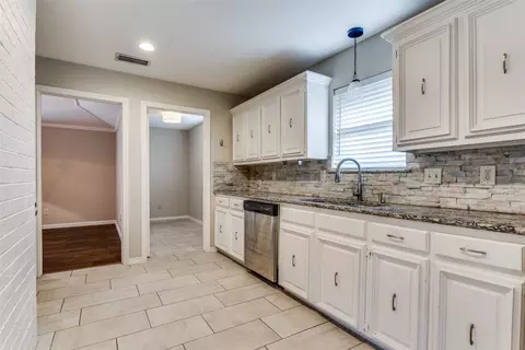 1607 E Spring Valley Rd, Richardson, TX 75081 photo 12
