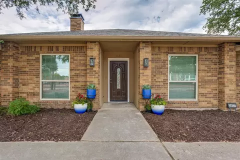 1607 E Spring Valley Rd, Richardson, TX 75081 photo 4