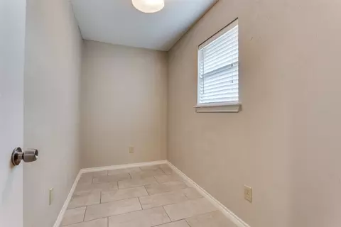 1607 E Spring Valley Rd, Richardson, TX 75081 photo 15