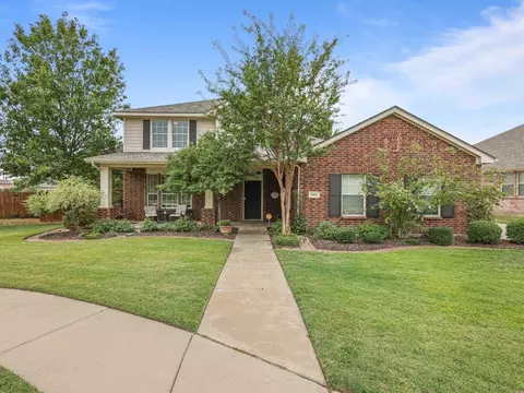 5601 Secco Dr, Fort Worth, TX 76179