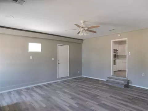 504 E Young St, Howe, TX 75459 photo 9