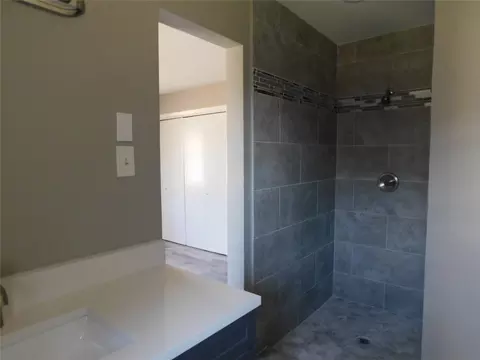504 E Young St, Howe, TX 75459 photo 15
