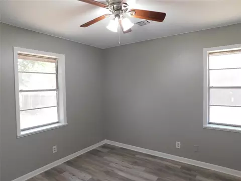 504 E Young St, Howe, TX 75459 photo 13