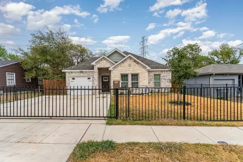 3218 Sunnyvale St, Dallas, TX 75216