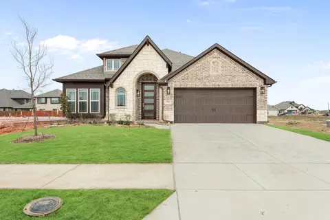 5313 Bardwell Dr, Lantana, TX 76226