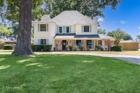 2208 Landau Ln, Bossier City, LA 71111