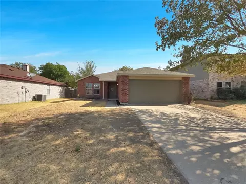 5508 Wiltshire Dr, Fort Worth, TX 76135