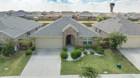 3211 Manzanilla Ln, Heartland, TX 75126