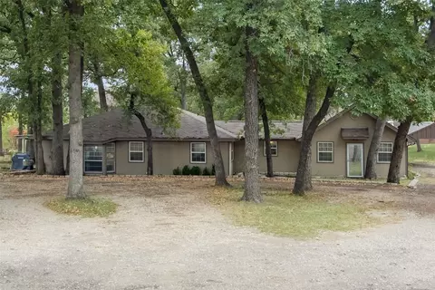 275 Chrestman Ln, Combine, TX 75159