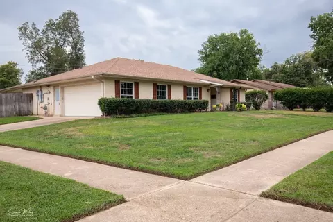 1318 Fox St, Bossier City, LA 71112