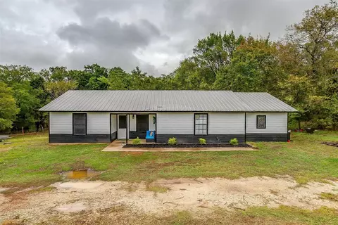 3904 High Meadows Dr, Alvarado, TX 76009