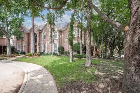 5227 Lincolnshire Ct, Dallas, TX 75287
