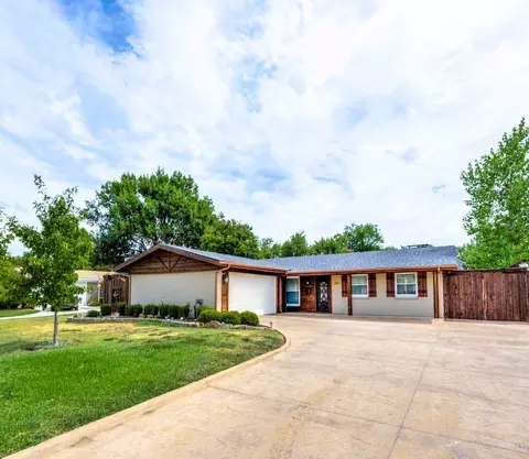 3156 Modella Ave, Dallas, TX 75229