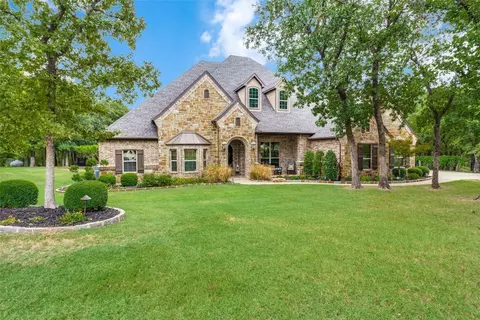 600 Bonnards Peak Rd, Burleson, TX 76028