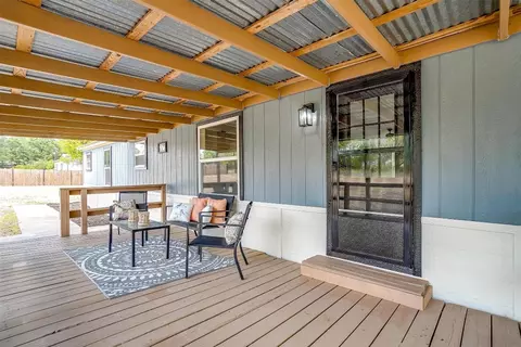 223 Bryon Dr, Weatherford, TX 76085