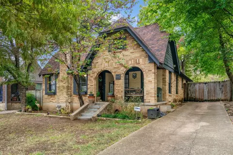 502 S Westmoreland Rd, Dallas, TX 75211